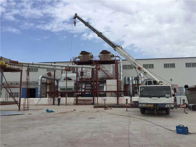 靖州“手脚齐动”—— 吊车的 “协同作业” 技术